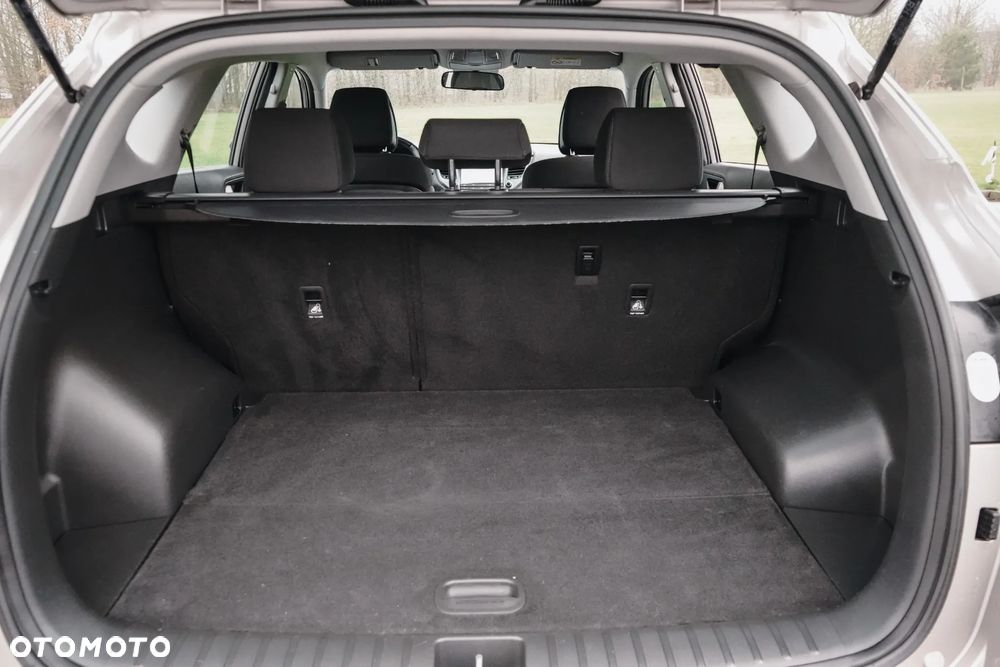 Hyundai Tucson 1.6 GDi 2WD Trend - 32