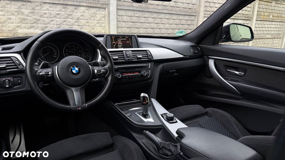 BMW Seria 3 320d xDrive - 14