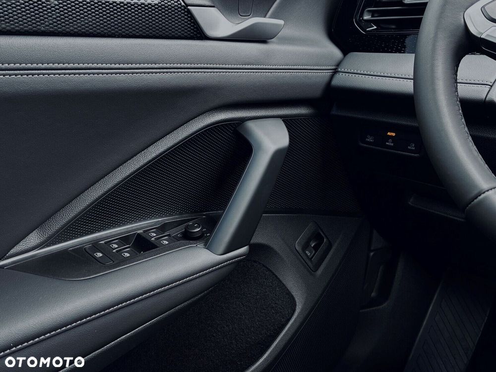 Volkswagen Tiguan - 22