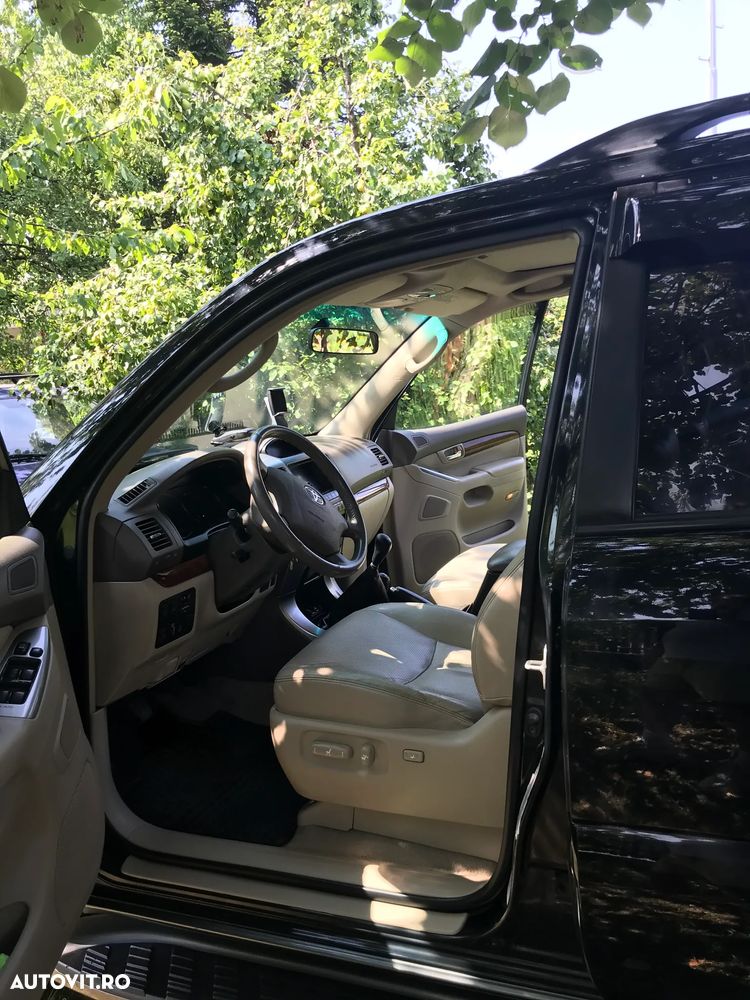 Toyota Land Cruiser 3.0 TD-4D VIP - 13