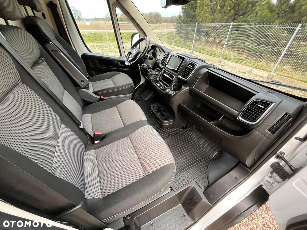 Fiat Ducato MAXI L3H2 2.2 140KM MultiJet, FULL LED, Climatronik, Kamera Cofania, Android Auto/Carplay, Salon Polska, Pierwszy Właściciel, BEZWYPADKOWY, FV 23%, SUPER STAN !!! - 30