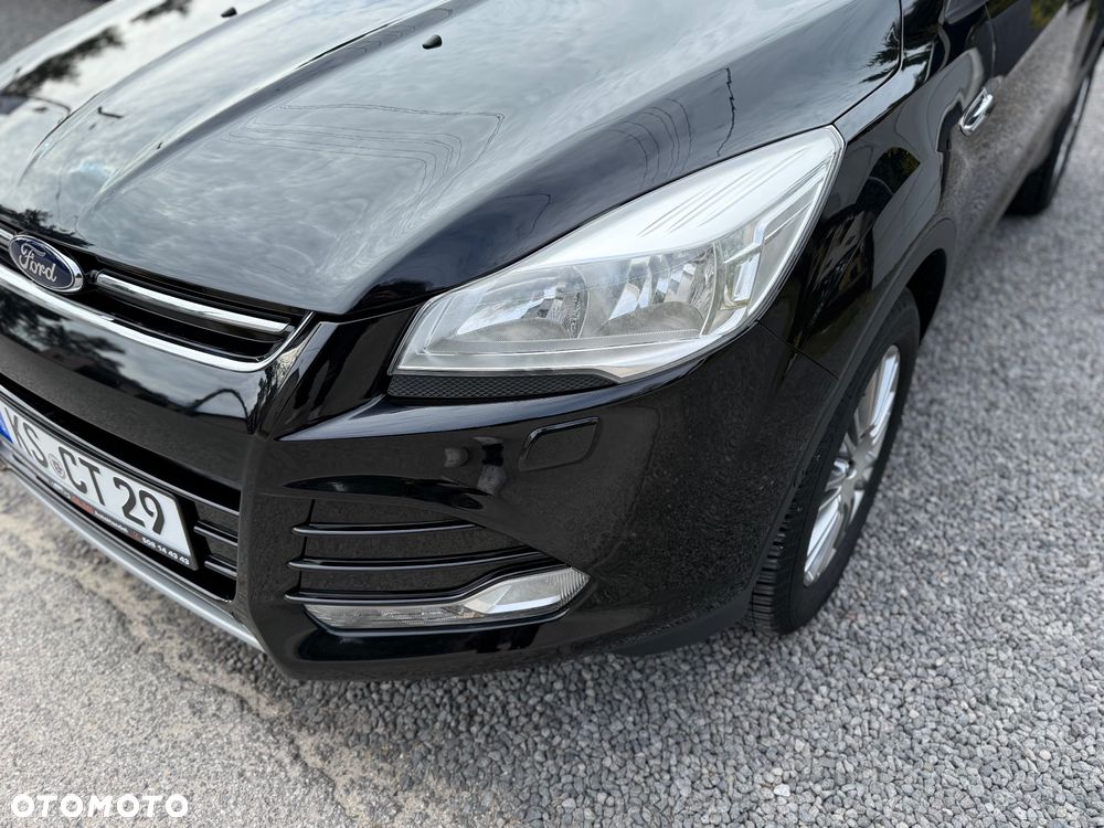 Ford Kuga 2.0 TDCi 2x4 Titanium - 10