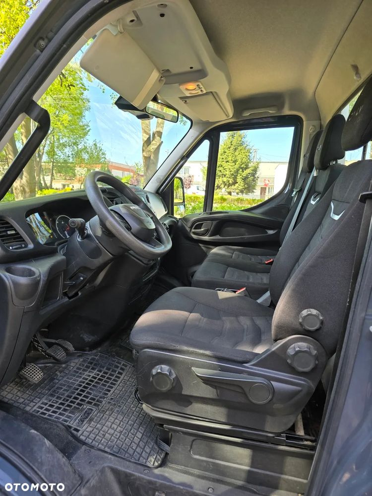 Iveco DAILY - 7