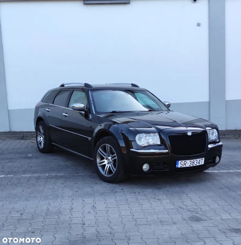 Chrysler 300C 3.5 V6 AWD - 1