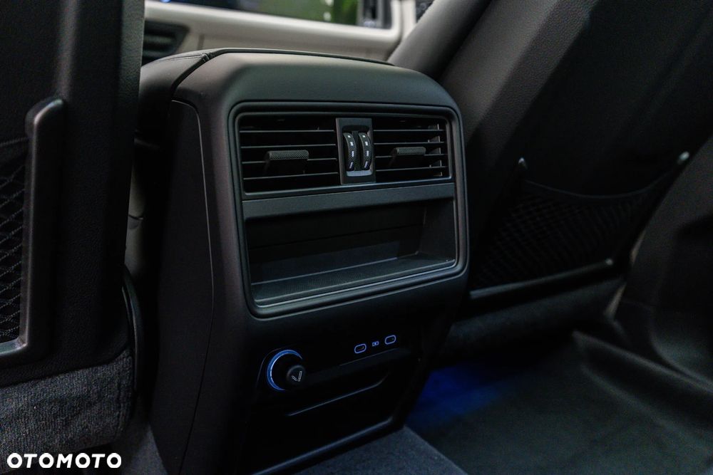 Porsche Cayenne S E-Hybrid PHEV Black Edition - 31