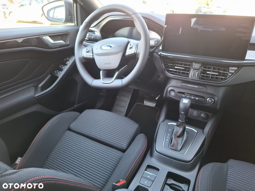 Ford Focus ver-1-0-ecoboost-mhev-st--line-x - 16