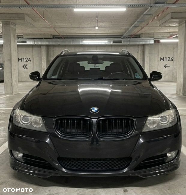 BMW Seria 3 318d DPF Edition Sport - 1