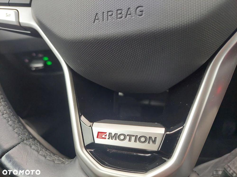 Volkswagen Passat - 29