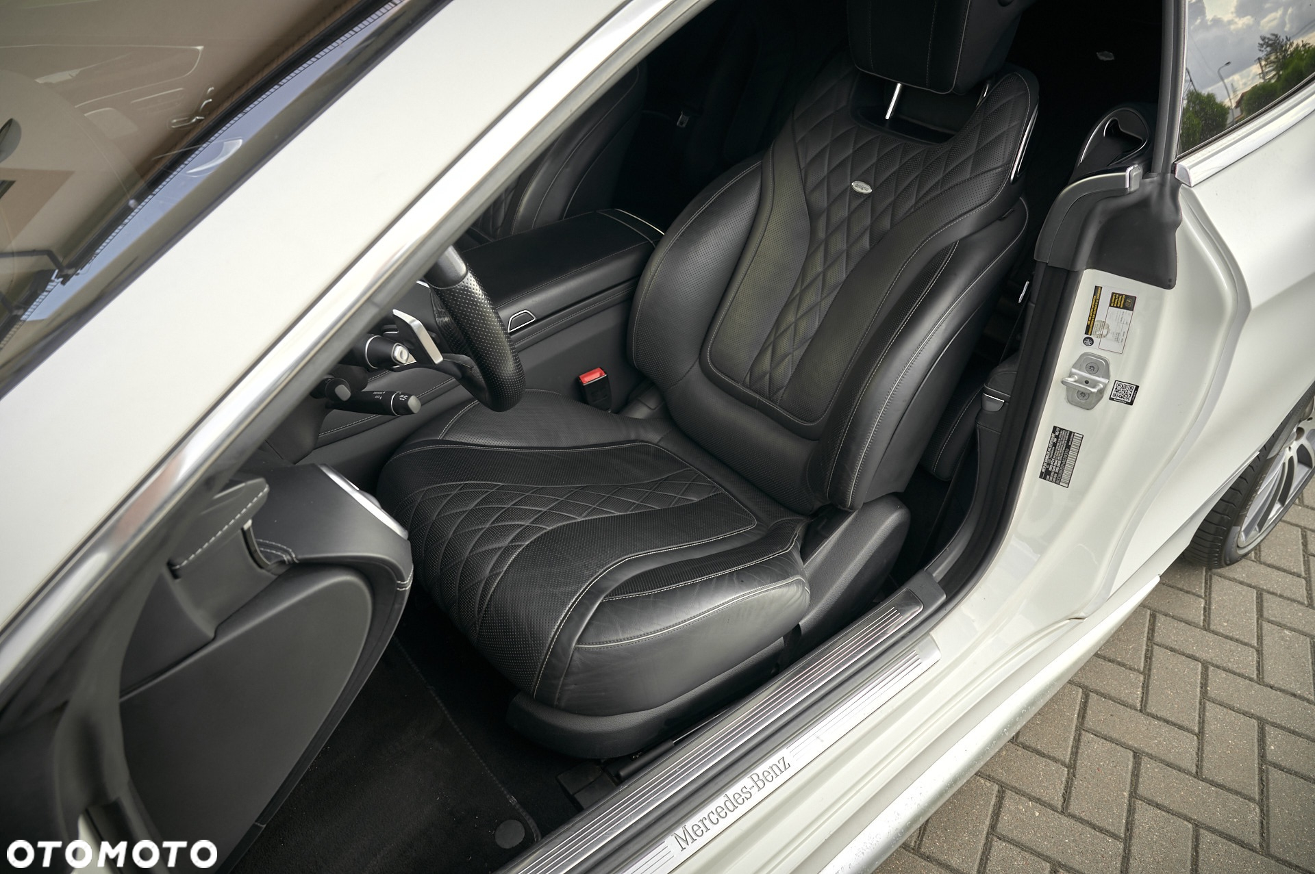 Mercedes-Benz Klasa S 500 Coupe 4-Matic 9G-TRONIC - 17