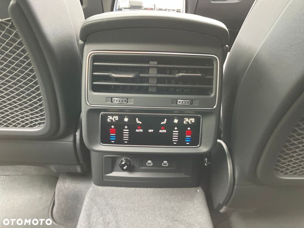 Audi Q7 - 32