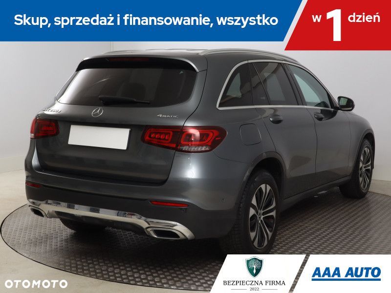 Mercedes-Benz GLC - 7