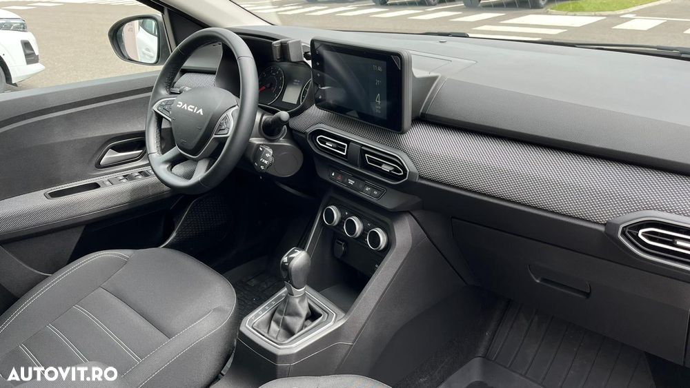 Dacia Logan TCe 90 CVT Journey - 6