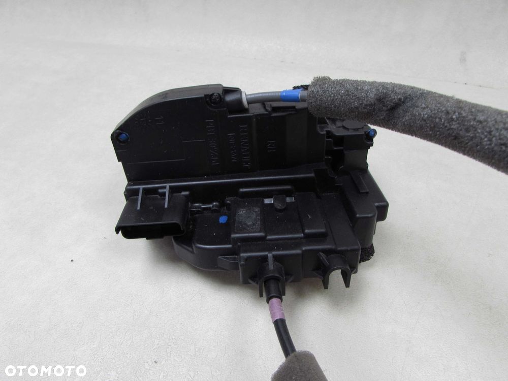 NISSAN NV200 09-21 ZAMEK DRZWI PRAWY PRZOD - 5