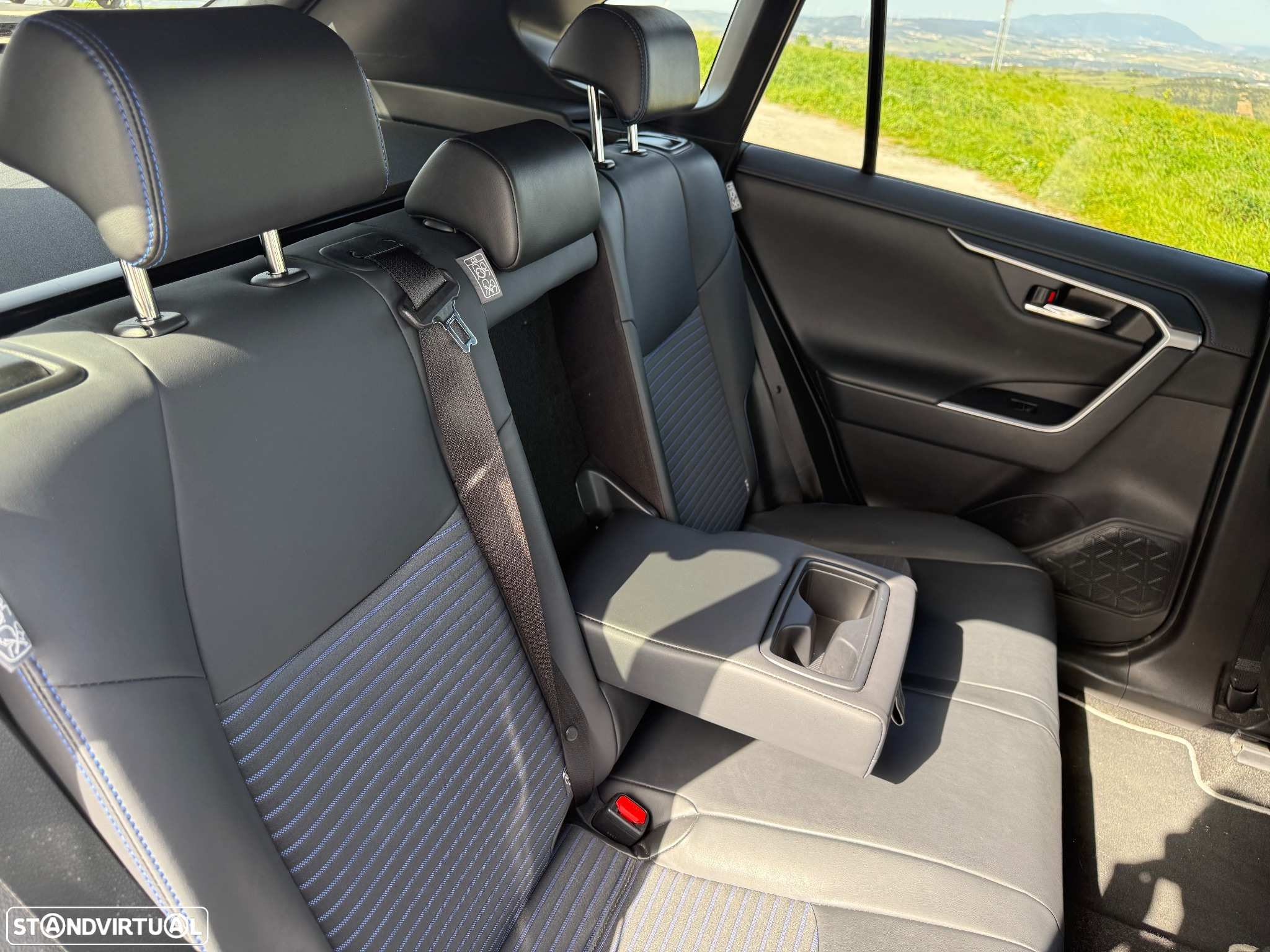 Toyota RAV4 2.5 HDF Square Collection - 22