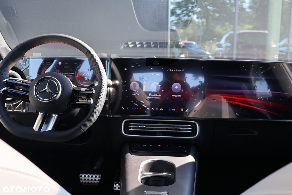 Mercedes-Benz CLA - 16
