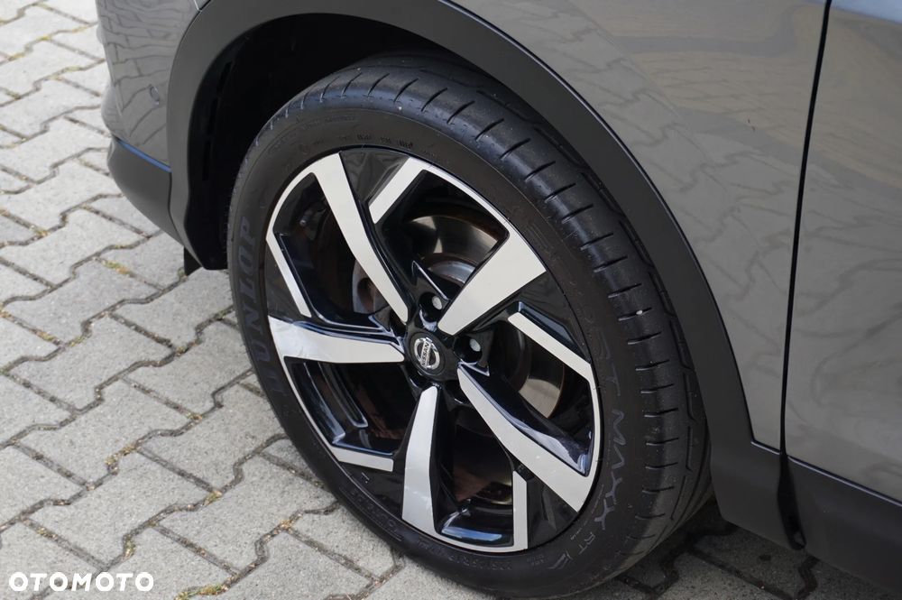 Nissan Qashqai 1.6 DIG-T Tekna - 16