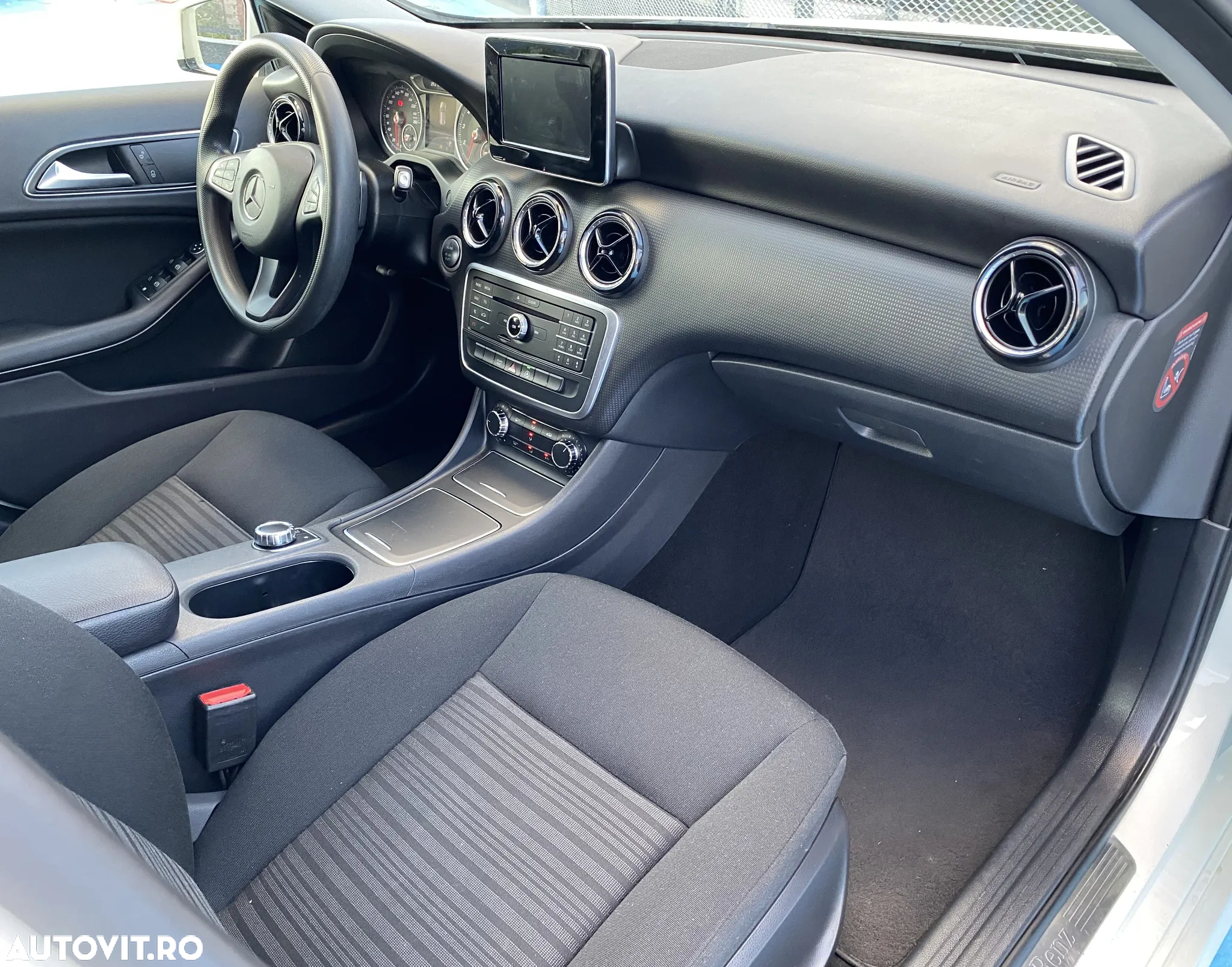 Mercedes-Benz A - 15