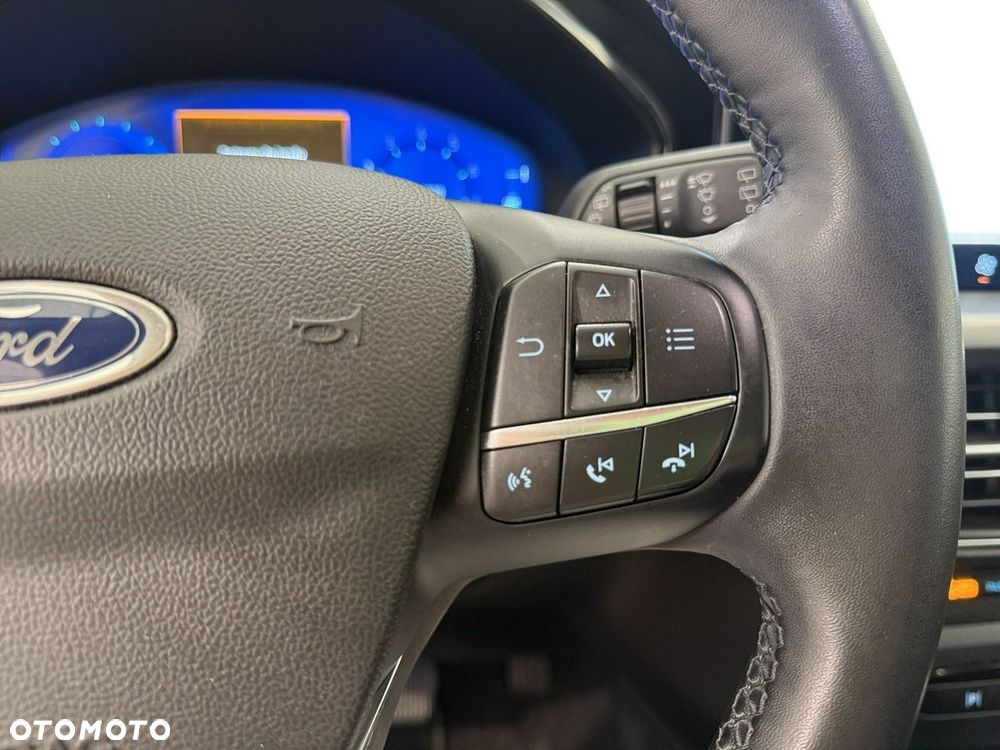 Ford Focus - 22