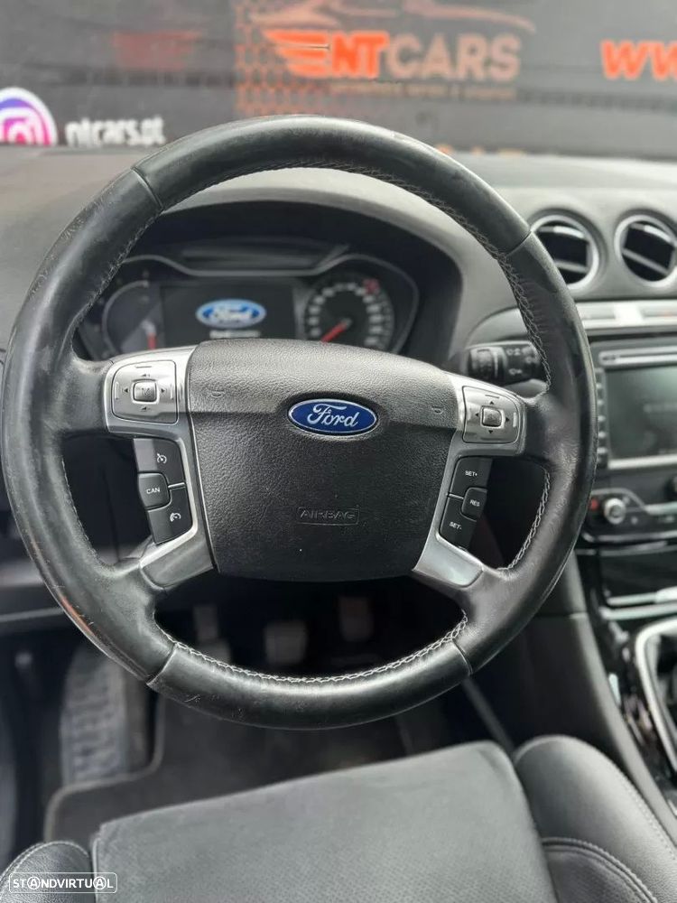 Ford S-Max 2.0 TDCi Titanium 7L - 4