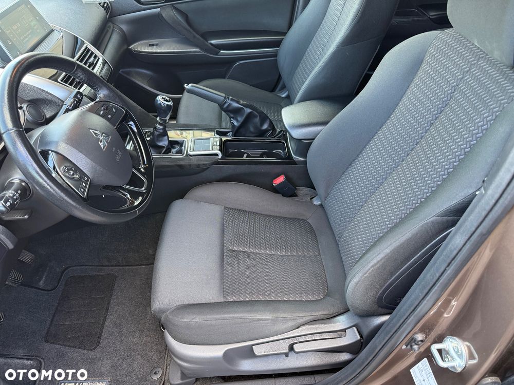Mitsubishi Eclipse Cross 1.5 T-MIVEC (ClearTec) 2WD Top - 31