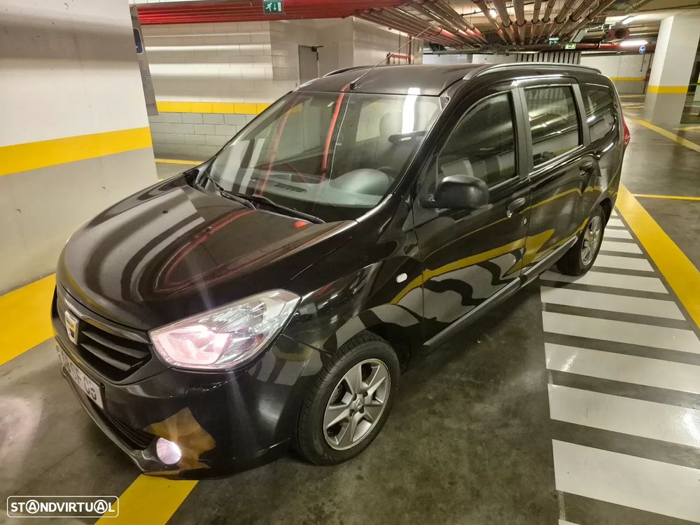 Dacia Lodgy 1.2 TCe Confort 7L - 1