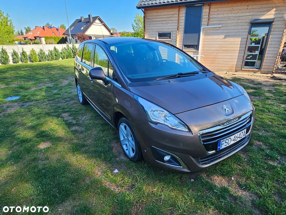Peugeot 5008 120 VTi Premium - 4