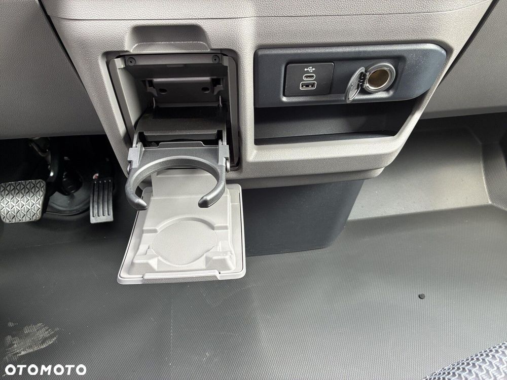 Volkswagen Transporter T7 4MOTION 4x4, Skrzyniowy z podw. kabiną/6-cio osob., 2,0 TDI 150 KM automatyczna r. o. 3500 mm - 32
