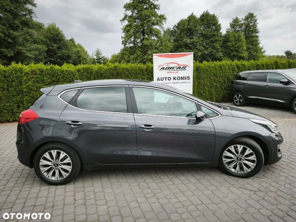Kia Ceed - 5
