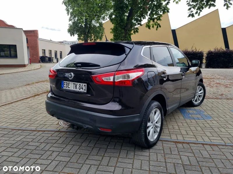 Nissan Qashqai 1.2 DIG-T TEKNA+ - 4