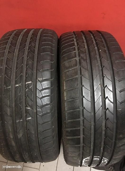 REF: 978 // 2 Pneus 215/40/17 Goodyear EfficientGrip com mais de 85 de piso - 1