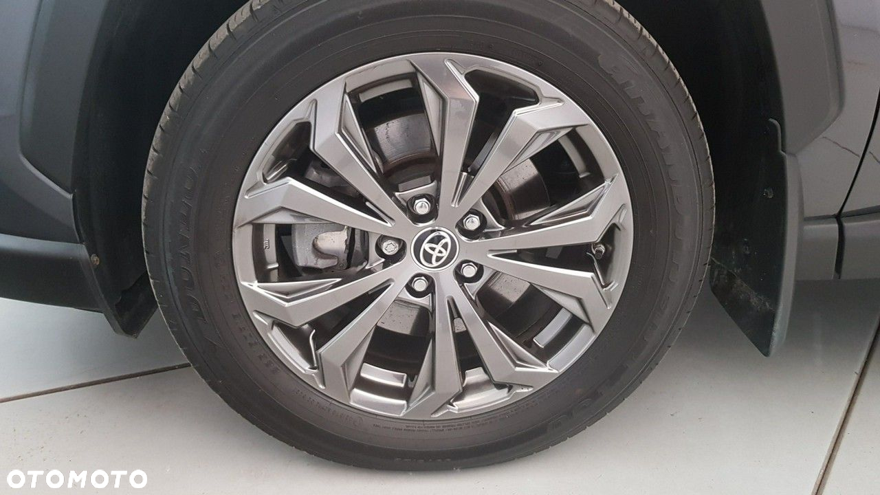 Toyota RAV4 - 12