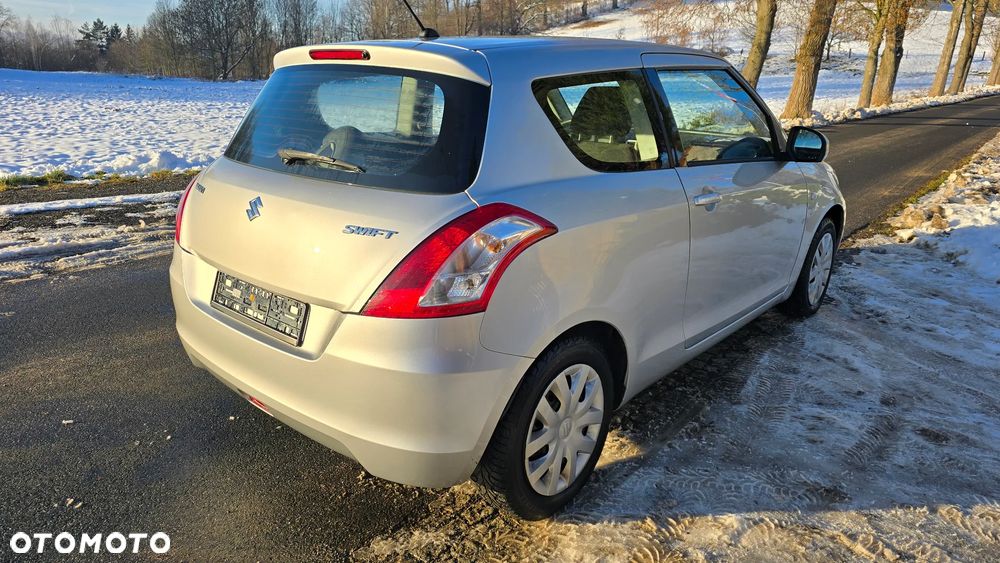 Suzuki Swift - 6