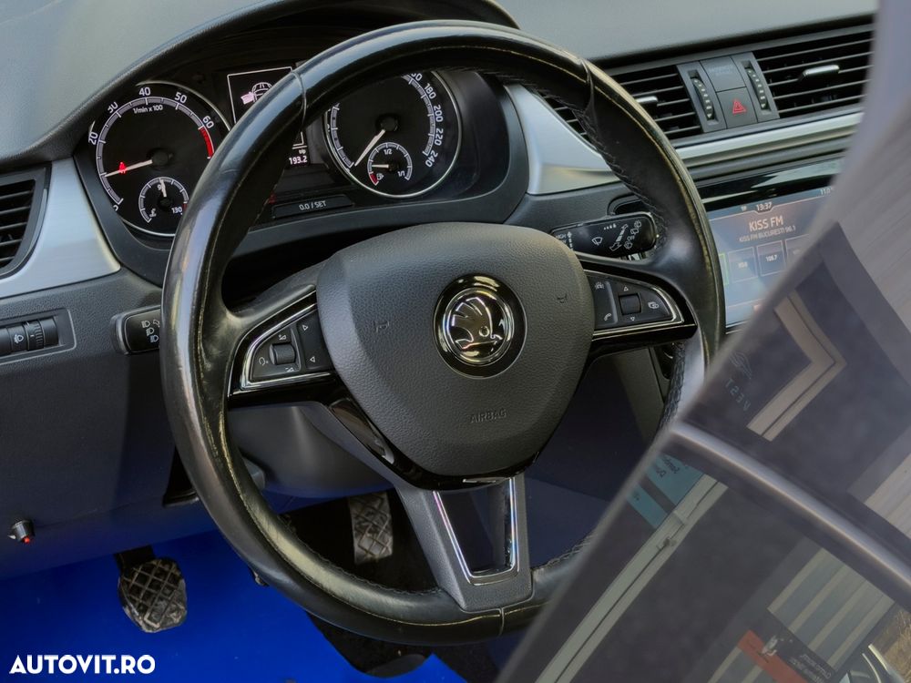 Skoda RAPID 1.0 TSI Active - 8