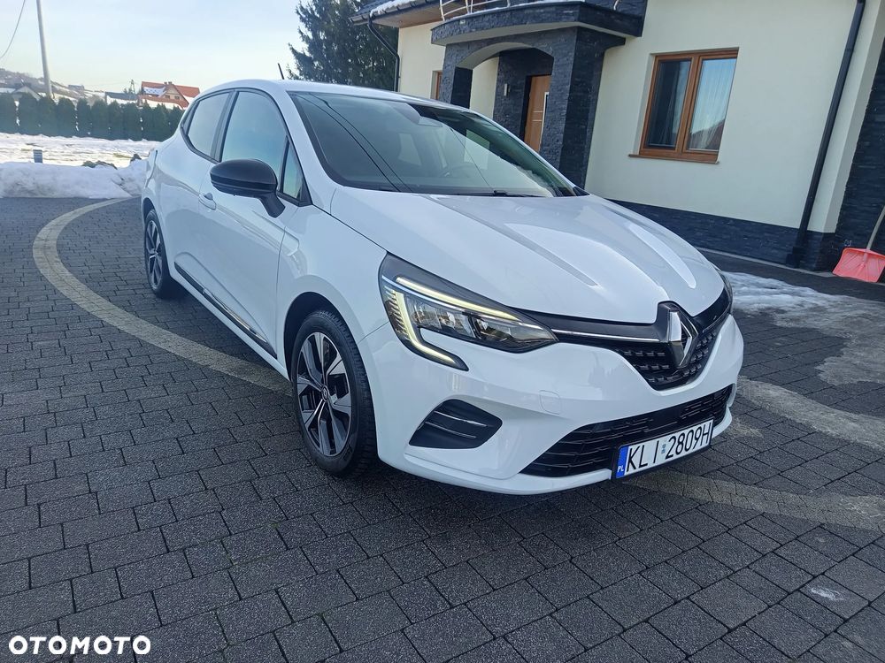 Renault Clio 1.6 E-TECH Zen - 1