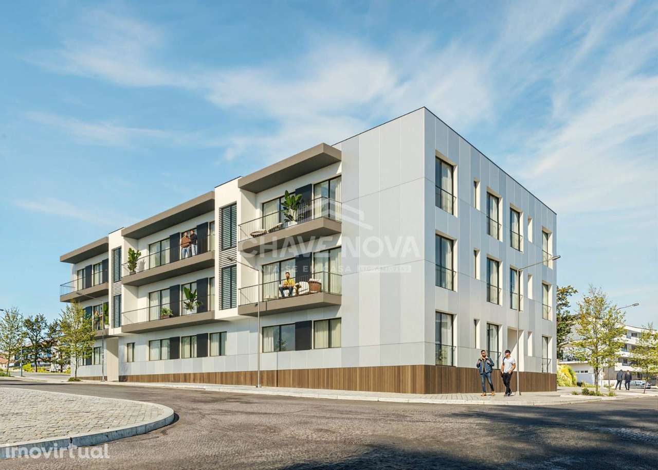 T4 Novo c/ 2 Lugares de Garagem num Condomínio Fechado na Madalena - Grande imagem: 2/16