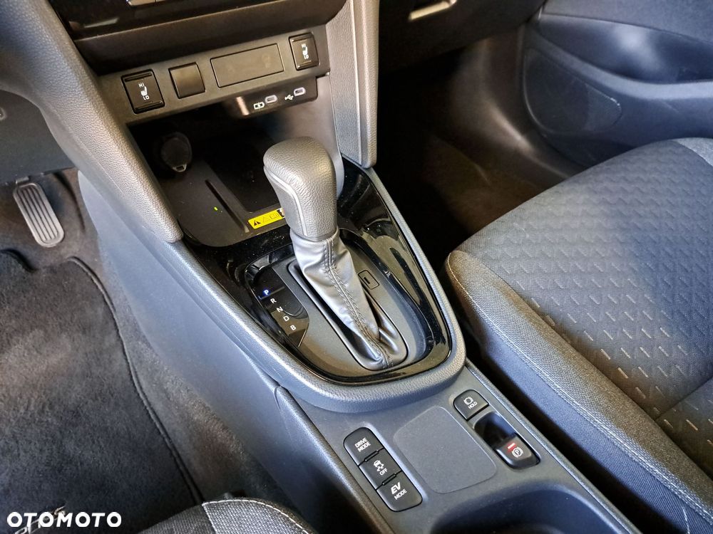 Toyota Yaris Cross Hybrid 1.5 Style - 28