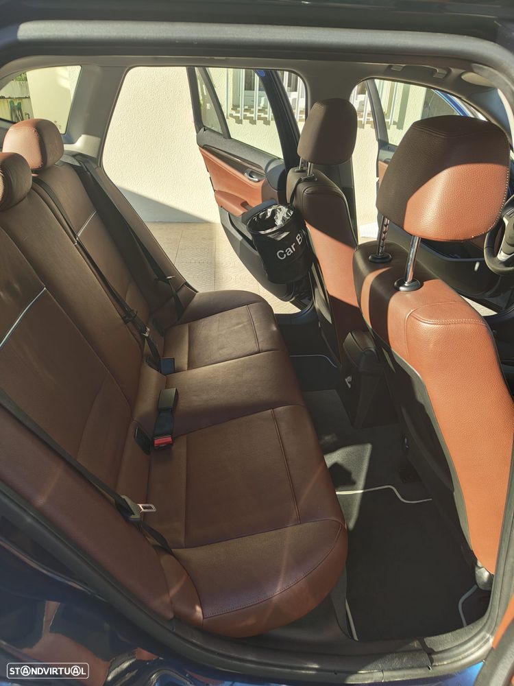 BMW X1 16 d sDrive Auto xLine - 13