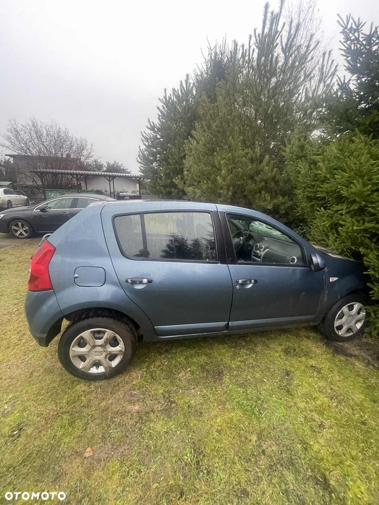 Dacia Sandero - 6