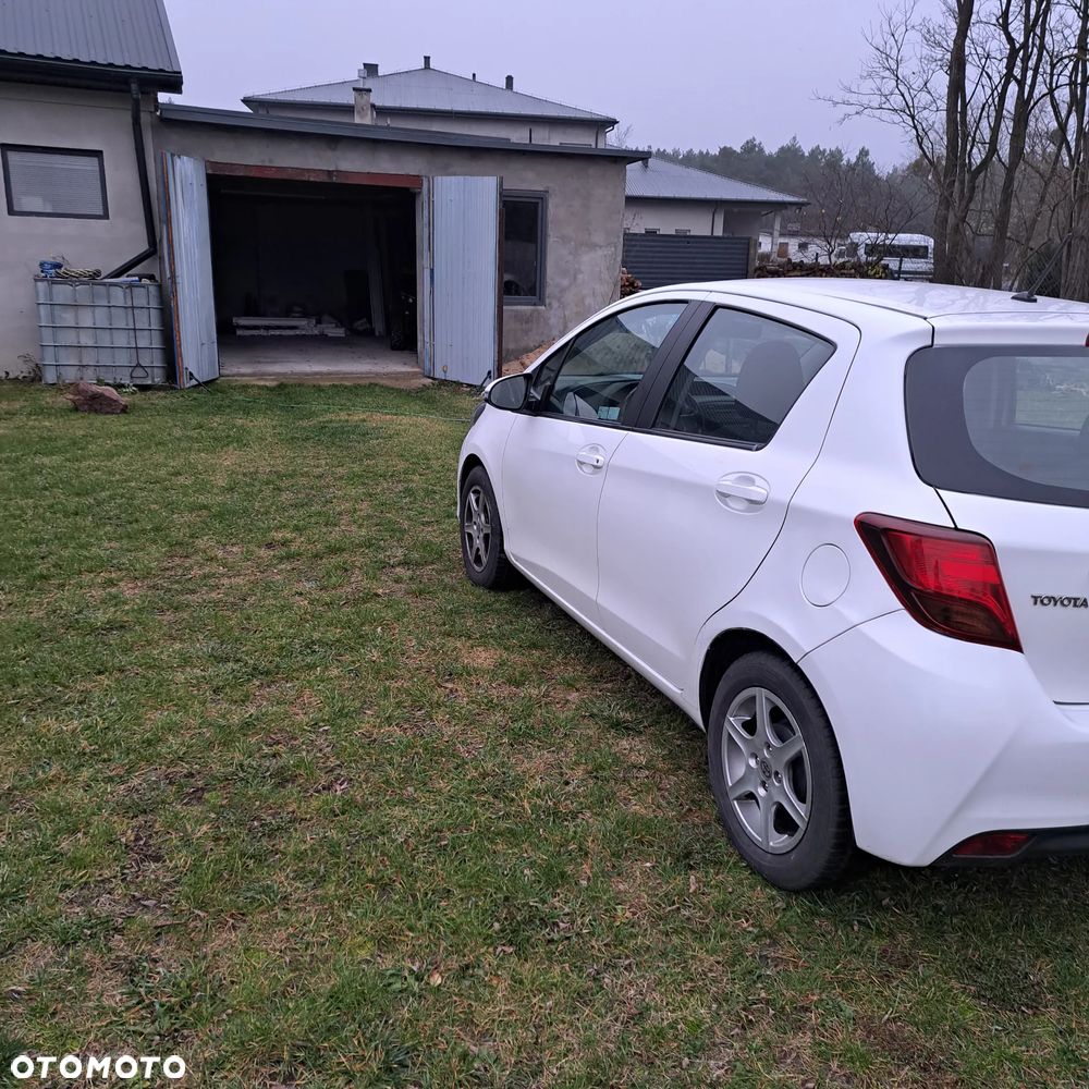 Toyota Yaris 1.4 D-4D Active EU6 - 7