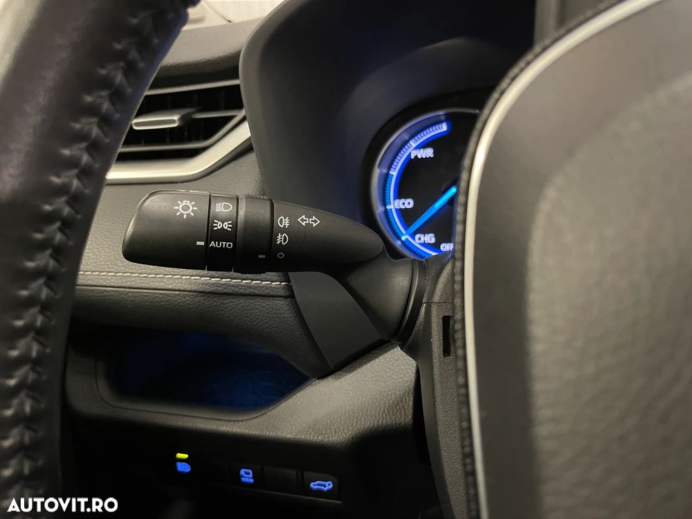 Toyota RAV4 2.5 4x4 Hybrid Lounge - 26