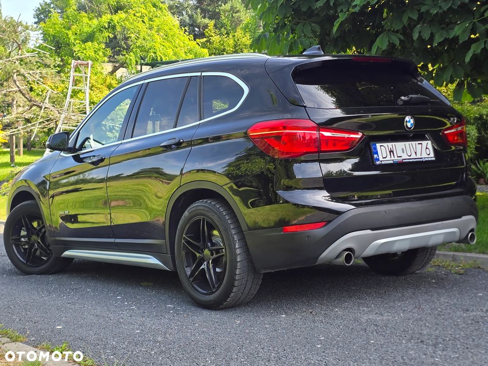 BMW X1 xDrive25i GPF Sport Line - 9