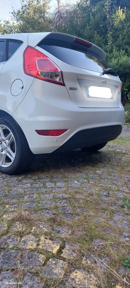 Ford Fiesta 1.0 T EcoBoost Titanium - 6