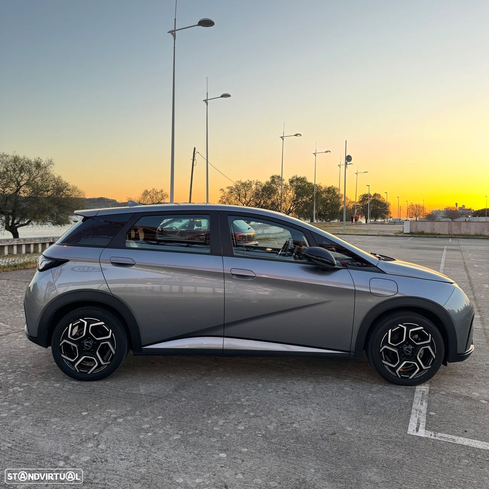 BYD Dolphin 60.4 kWh Comfort - 16