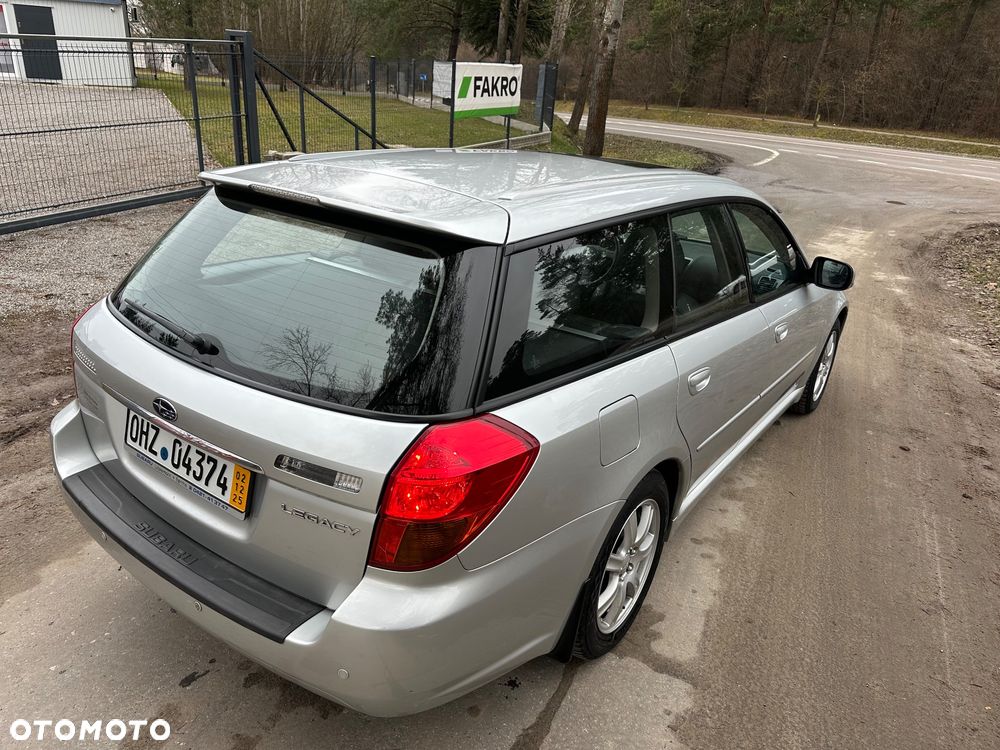 Subaru Legacy - 9