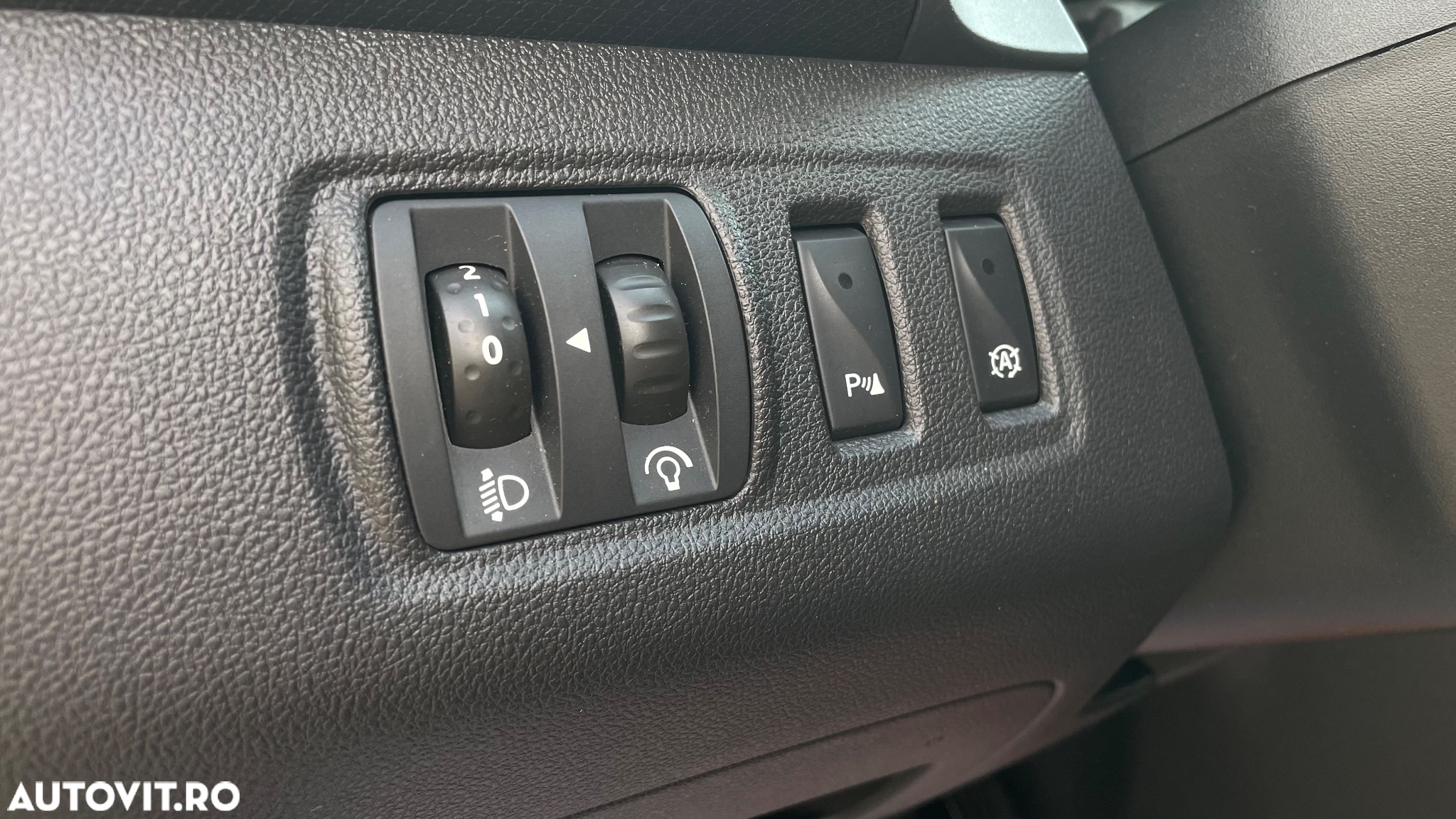 Renault Clio (Energy) dCi 90 Start & Stop INTENS - 17