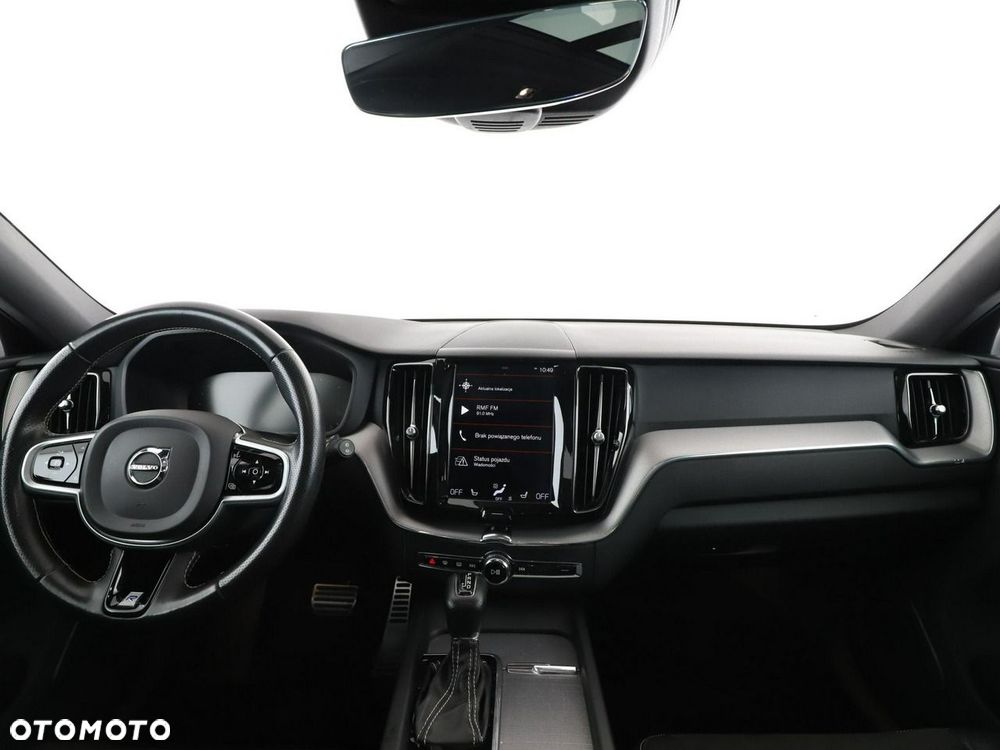 Volvo XC 60 D4 R-Design - 16