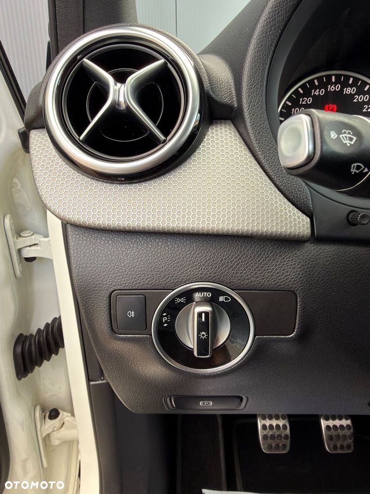 Mercedes-Benz Klasa B 200 CDI (BlueEFFICIENCY) - 26