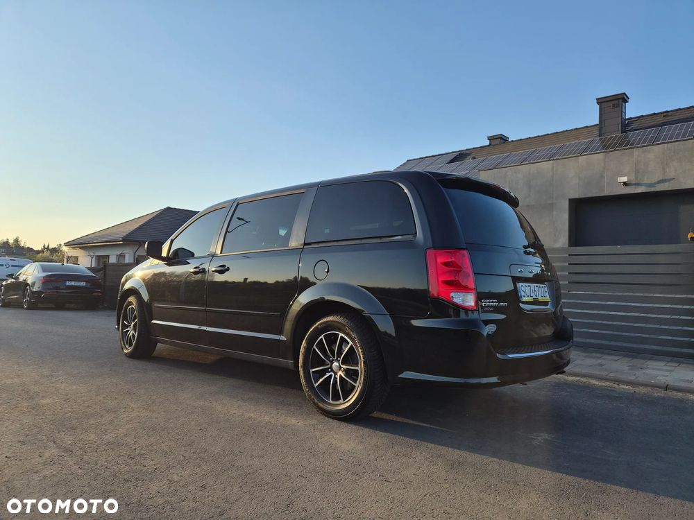 Dodge Grand Caravan 3.6 R/T - 7