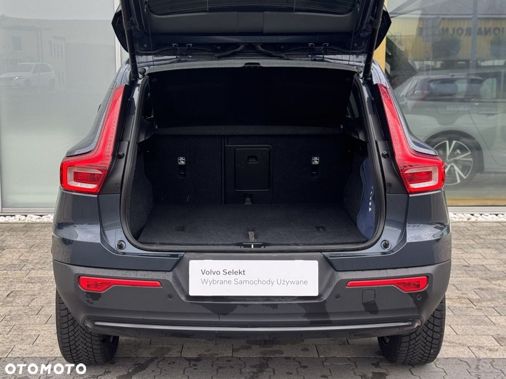 Volvo XC 40 - 33