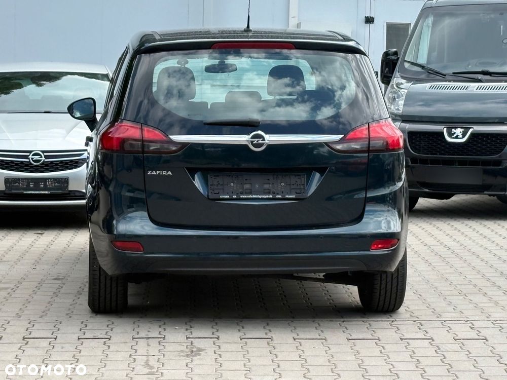 Opel Zafira - 10